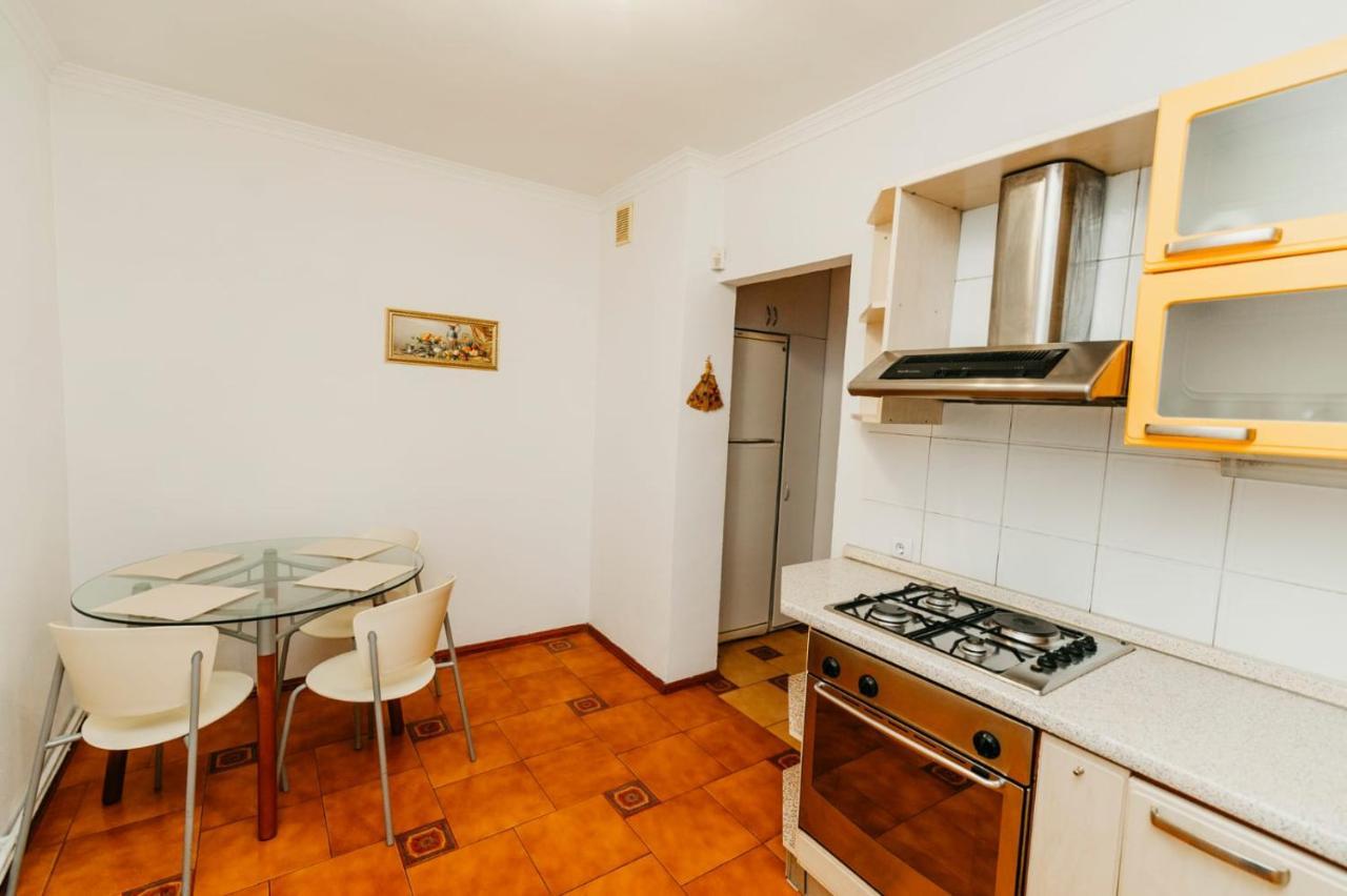 Stefan Cel Mare Apartment Кишинев Екстериор снимка